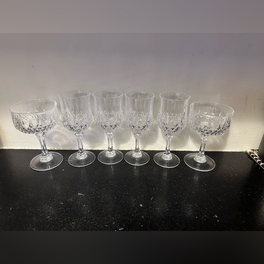 The Cristal D'Arques Longchamp Goblet (4) and Champagne Coupes Sherbet (2)